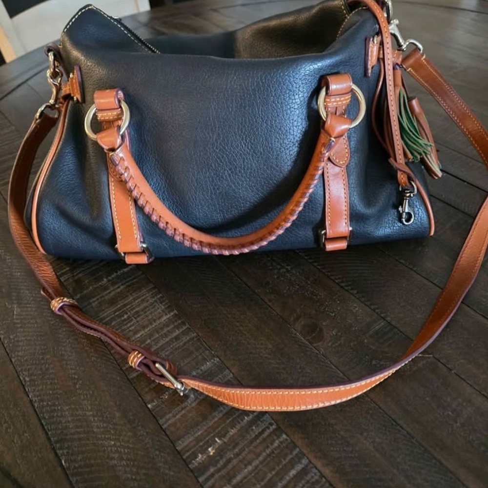 Dooney & Bourke Large Satchel Bag